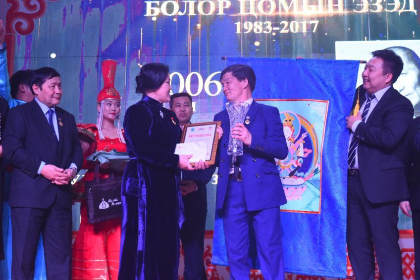 2018 оны “Болор цом”-ын эзнээр Б.Баттулга тодорлоо